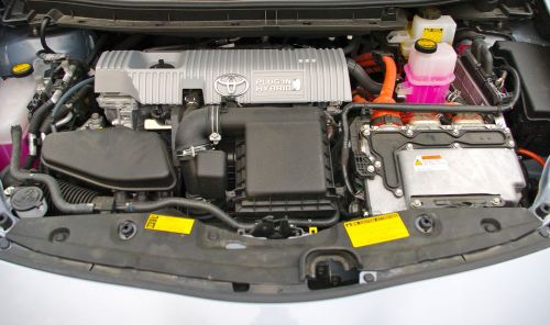 Prius_phv_b
