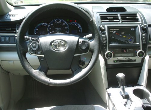 Camry_hybrid_int_copy
