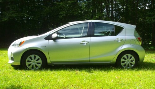 Prius_c_a